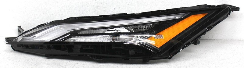 OEM Left Side Halogen Park Lamp Turn Signal For Nissan Rogue 26125-6RR0A Tab Mis