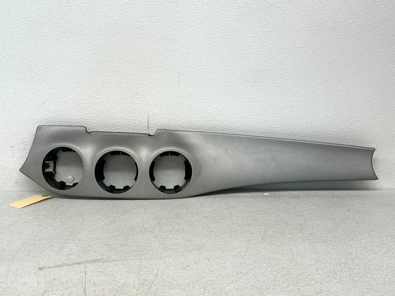 ⭐2014-2019 MERCEDES CLA250 CENTER DASH AIR VENT BEZEL PANEL SILVER OEM LOT2631