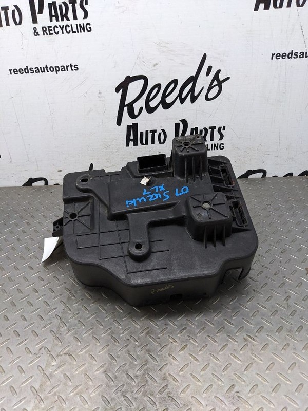 2007 2008 2009 Suzuki XL-7 Engine Compartment Battery Tray Used OEM 1154453