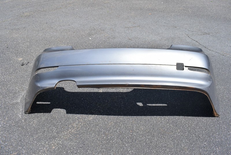 2004-2007 BMW 528 REAR BUMPER NO SENSORS FACTORY OEM