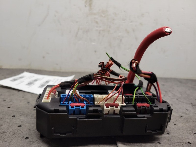 Fuse Box Engine Fits 12-18 BMW 320i 1594453
