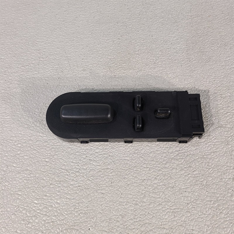 97-04 Corvette C5 Seat Control Switch Left Or Right 12135158 Oem Aa7437