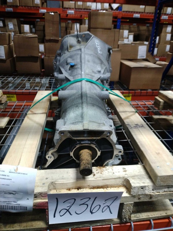 2015 BMW X1 Automatic Transmission Assembly OEM 90K Miles Blue NJ25-12362-356814