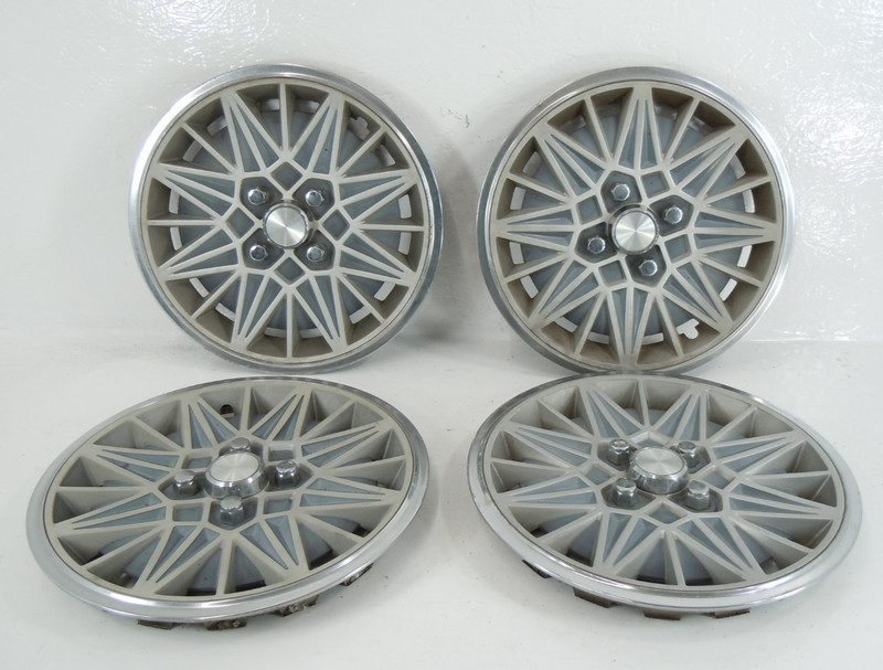 1987-1992 Chrysler LeBaron Wheel Hub Cap Set of 4 OEM