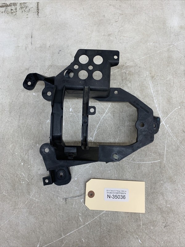 12-16 Tesla Model S Air Suspension Compressor Pump Bracket 6006404-00C 35036 B72