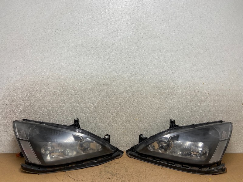 2003 - 2007 Honda Accord Left+Right Set Halogen Headlights AA0200 DW