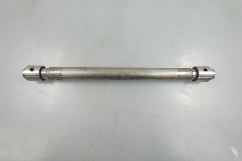 2006-2010 Yamaha Apex MTN 1000 OEM Rear Torque Arm Upper Shaft 8FS-47475-00-00