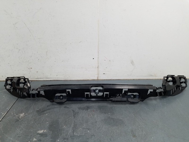 2020 BMW M2 F87 Competition Rear Bumper Middle Bracket #3814 L3