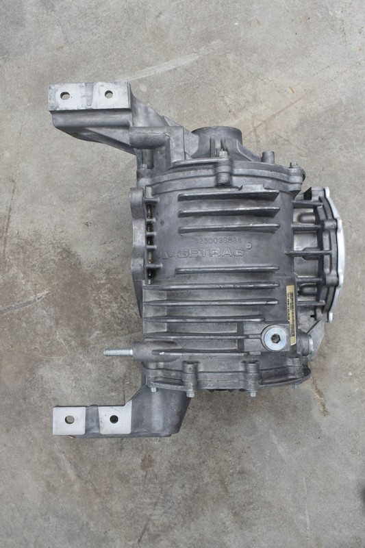 2006-2013 CORVETTE C6 OEM 2.56 REAR DIFFERENTIAL AUTO *24235843GM* **USED**