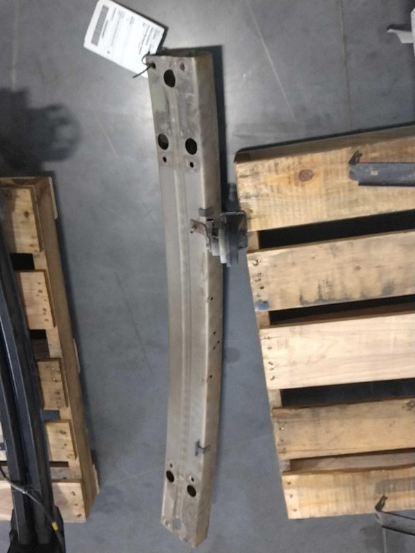 2006 Chevrolet Equinox OEM Tan Bumper Impact Bar 15857652 - Used, 165k Miles