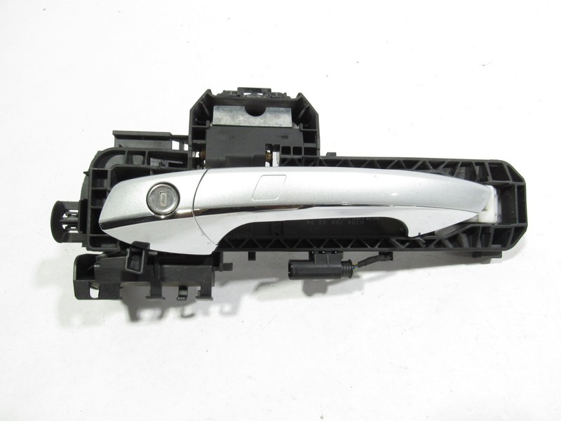13-19 Mercedes SL550 R231 2013 Left Driver Door Exterior Handle ;