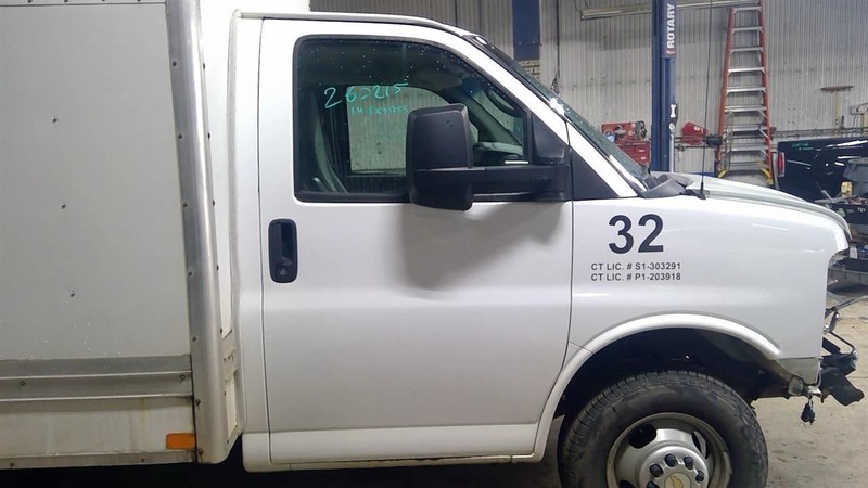 Passenger Right Front Door Manual Fits 03-15 EXPRESS 2500 VAN 1796739