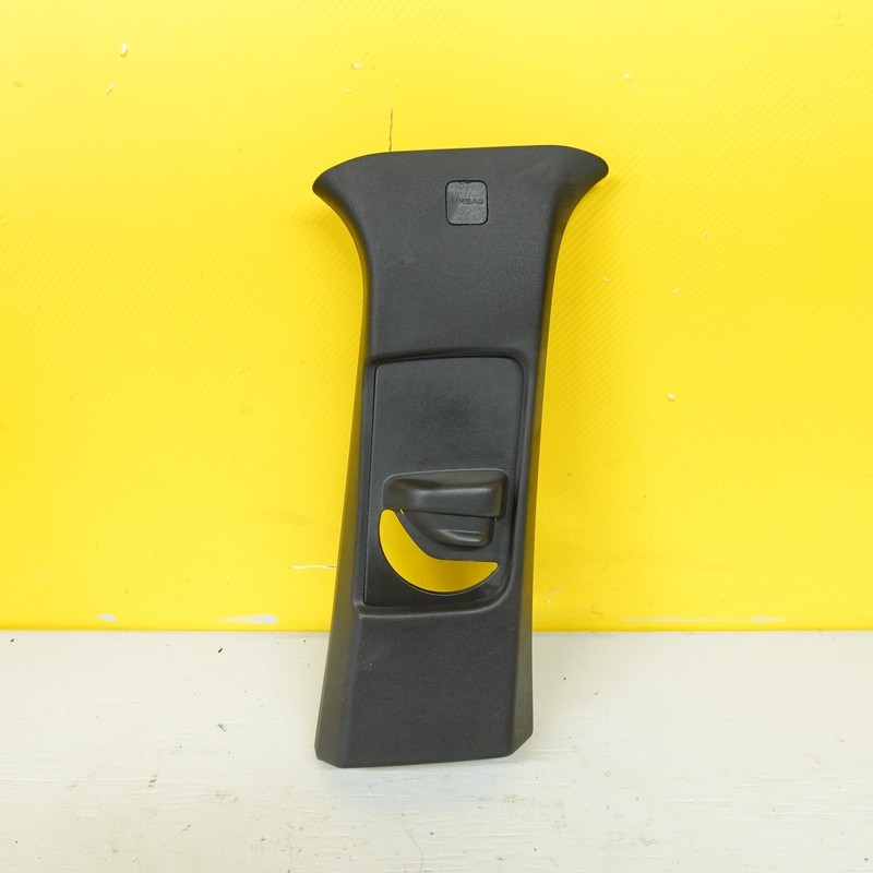 2022-2024 CHEVROLET TRAVERSE CENTER RIGHT B PILLAR TRIM COVER PANEL OEM 87862788