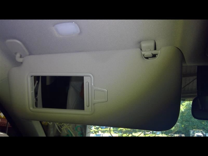 Driver Left Sun Visor With Sunroof Fits 2020-2023 TELLURIDE 1415952