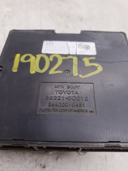 01-04 TOYOTA SEQUOIA MULTIPLEX NETWORK BODY CONTROL MODULE ECM ASSEMBLY