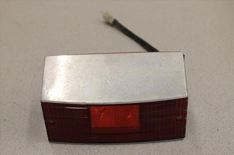 1982 YAMAHA XV 920 VIRAGO REAR TAIL LIGHT LAMP LIGHT OEM XV920 82