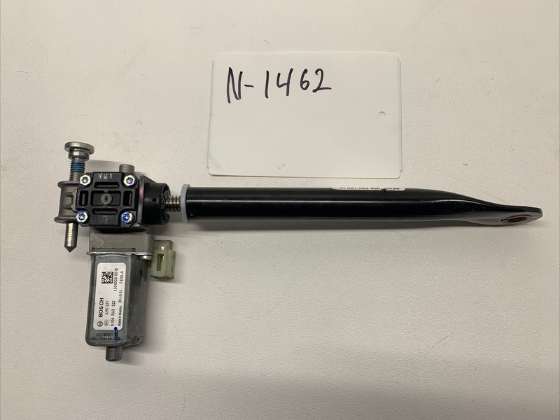 2020-2022 Tesla Y FRONT RH RIGHT PASSENGER SEAT ADJUST ADJUSTER MOTOR 1462 B43