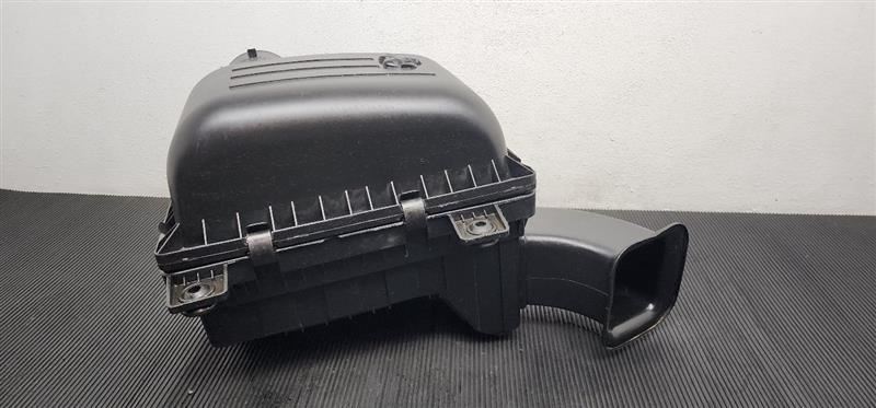 02-24 Dodge Ram 1500 3.6L Air Cleaner Box OEM 53032405AD