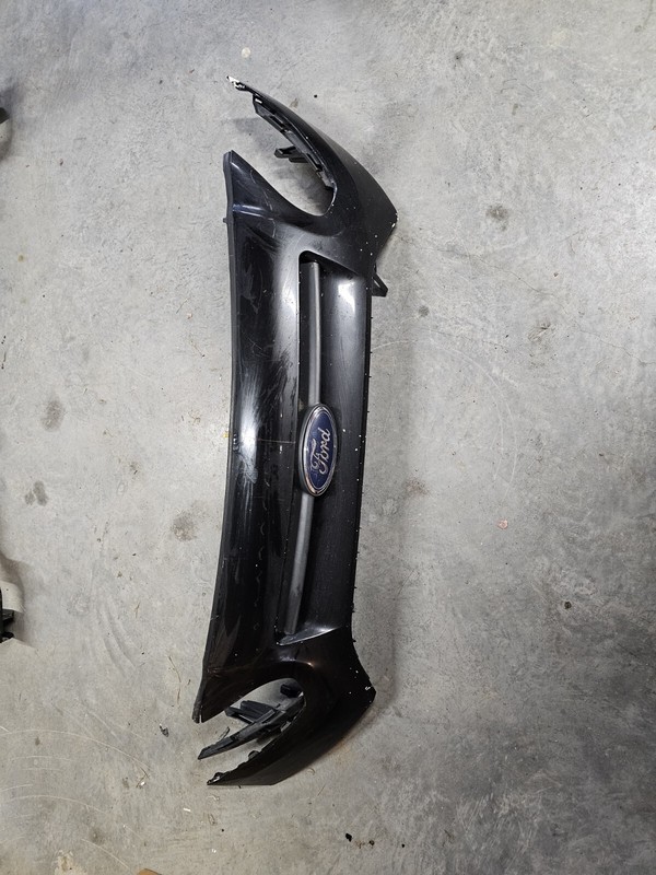 Grille Upper Includes Emblem Black Trim Fits 14-18 TRANSIT CONNECT See Pics