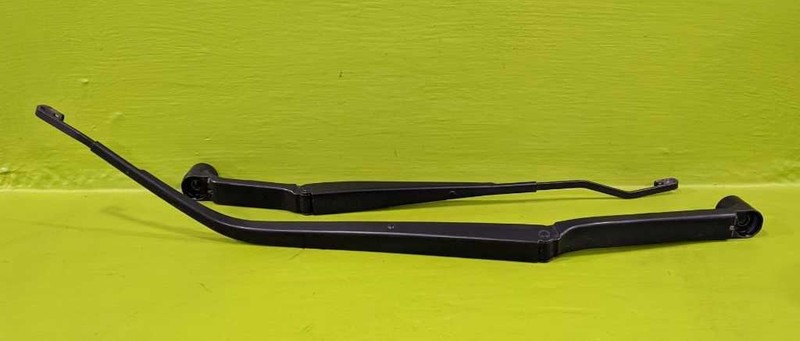 19 MIRAGE DRIVER LEFT/PASSENGER RIGHT WINDSHIELD WIPER ARM (PAIR) OEM 3856-55