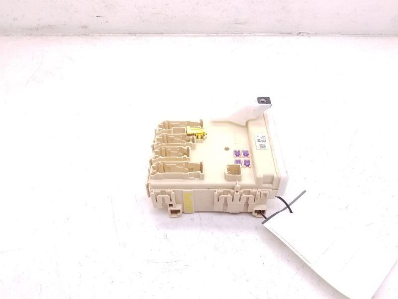 2014 TOYOTA RAV 4 DRIVER LEFT CABIN FUSE BOX JUNCTION