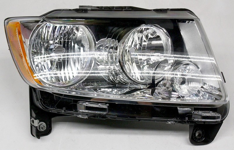 OEM Right Passenger Side Halogen Headlamp For Jeep Grand Cherokee 55079378AF