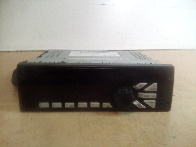 Freightliner M2 24137734 AM/FM Radio