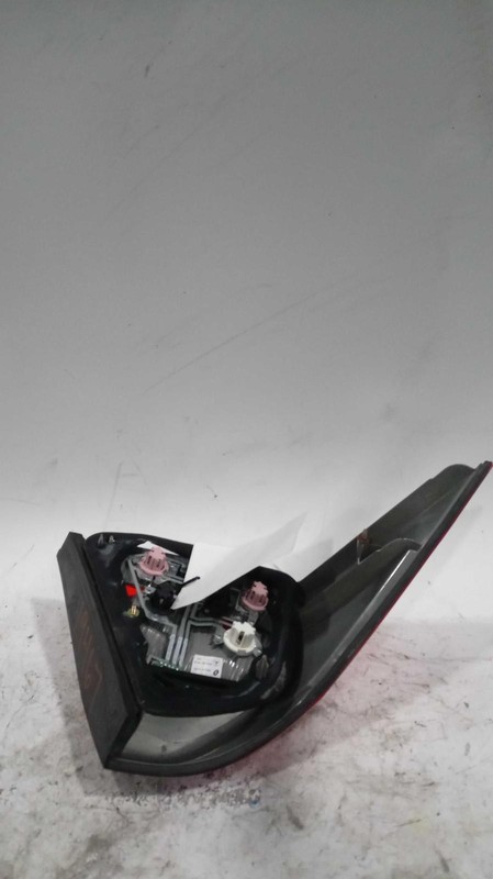 2004 MERCEDES S-CLASS Right Tail Light Assembly Silver OEM 115K Miles