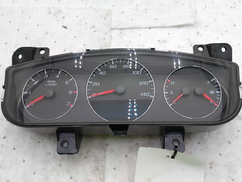Used Speedometer Gauge fits: 2006 Chevrolet Impala cluster US opt UH8 ID 1580646