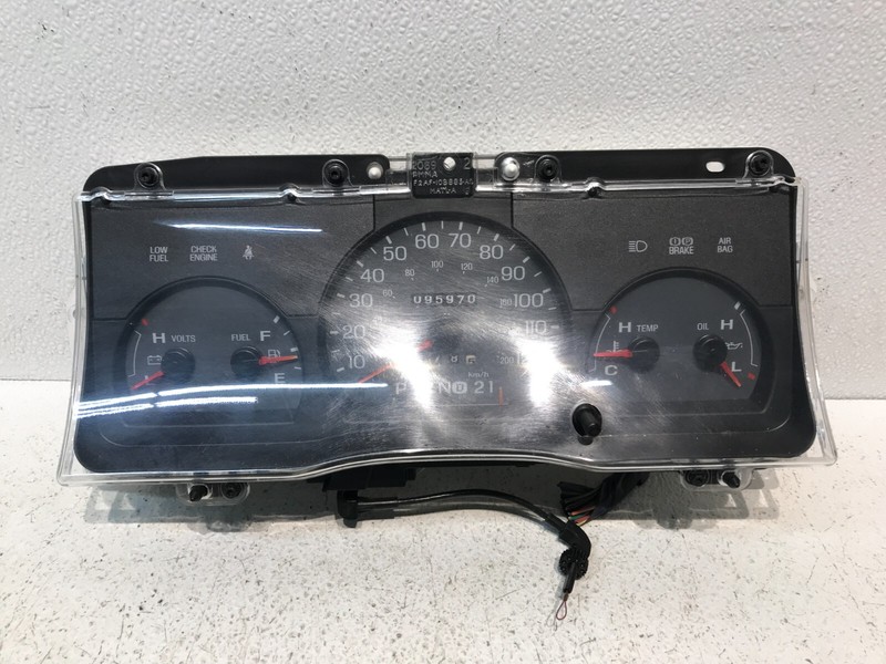03-05 Mercury Grand Marquis Speedometer Cluster 95k Miles OEM