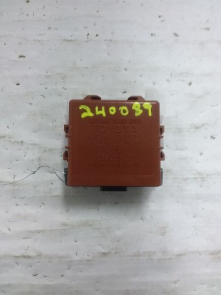 Tire Pressure Control Module Right Hand Dash TPMS Fits 10-15 LEXUS RX350 1330621