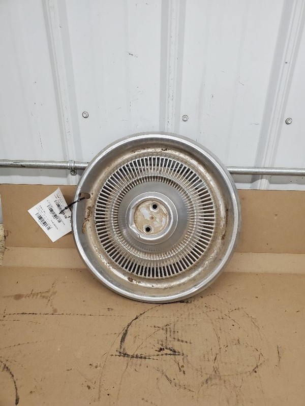 Wheel Cover HubCap Wire Type With Skirts Fits 70-71 MONTE CARLO 299046