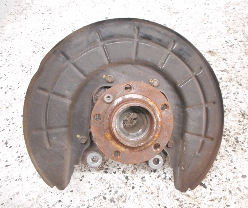 2014-2018 Jeep Cherokee Rear Spindle Knuckle Hub Driver Left Opt SDA OEM