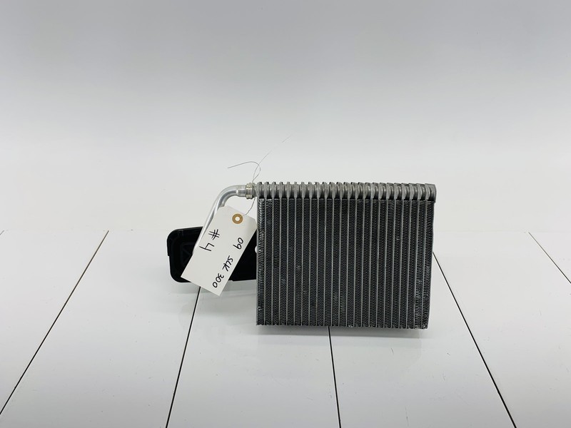 09-11 MERCEDES BENZ SLK300 3.0L V6 GAS ENGINE AC A/C EVAPORATOR CORE OEM #4