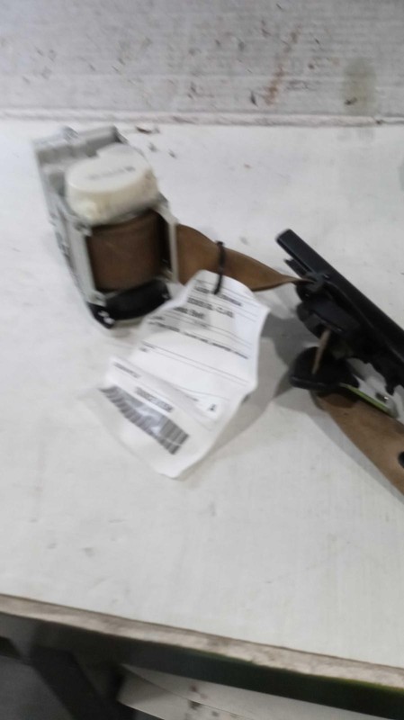 Used Front Right Seat Belt Front fits: 2011 Mercedes-benz Mercedes gl-class 164