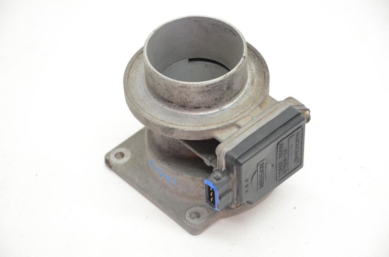 90-97 Nissan Pickup D21 6 Cylinder Air Flow Meter Assembly 2268088G00