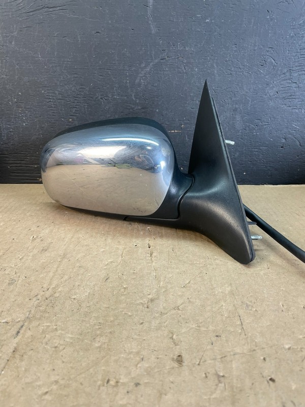 2002 - 2008 Ford Crown Victoria Right Passenger View Door Mirror OEM AD5887 DW