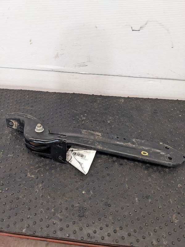 Passenger Lower Control Arm Rear Floor To Knuckle Fits 10-17 EQUINOX 1192609
