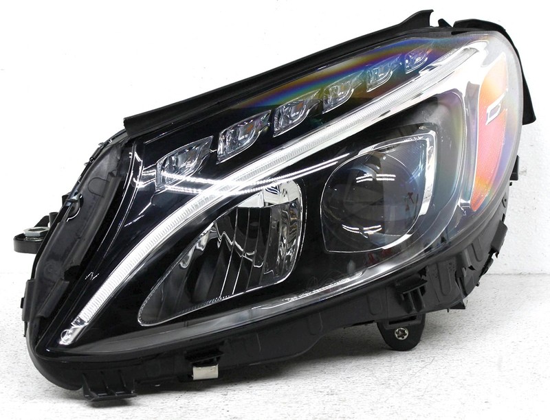 OEM Left Driver Side LED Headlamp For Mercedes-Benz C-Class Housing Chipped