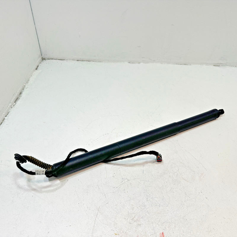 AUDI Q3 TAILGATE LIFTGATE LEFT OR RIGHT POWER LIFT CYLINDER STRUT 2015-2018 OEM