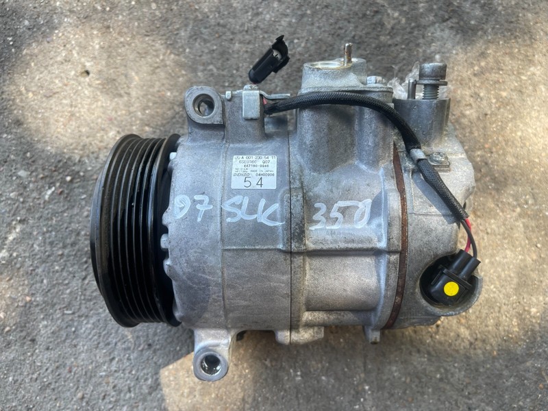 05-11 Mercedes SLK class R171 A/C AC COMPRESSOR PUMP OEM A0012305411