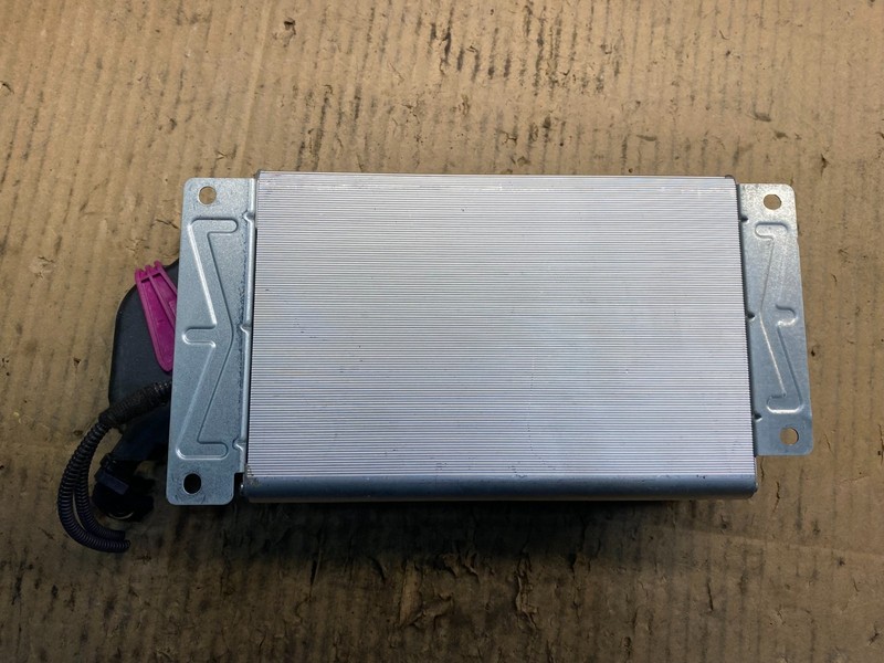 2004-2011 Audi A6 C6 4F Audio System Sound Amplifier OEM 4F0035223 y1389 DG