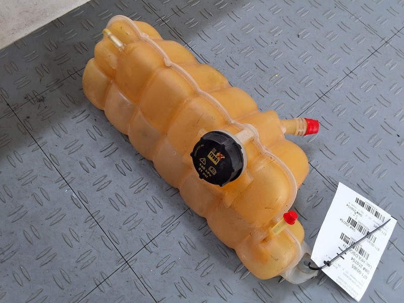 Coolant Reservoir Fits 15-23 FORD F150 PICKUP 3502893