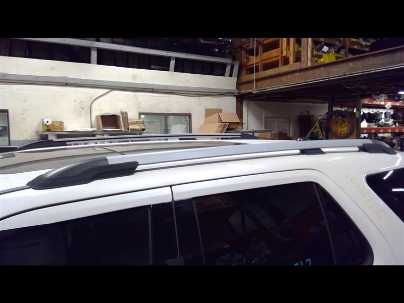 2011 2012 2013 2014 2015 EXPLORER Left Luggage Rack Rail 1167154