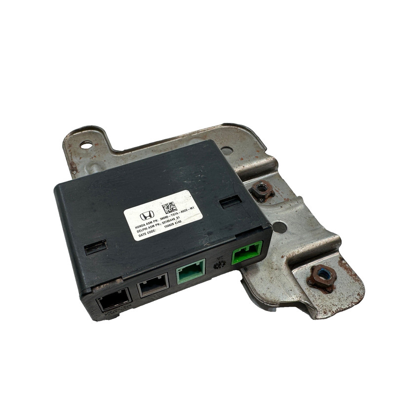 2016-2018 HONDA PILOTMEDIA HUB CONTROL MODULE W/ MOUNT BRACKETOEM