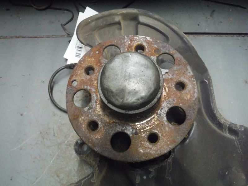 06 07 MERCEDES C280 HUB 203 TYPE FRONT SDN C230 108257