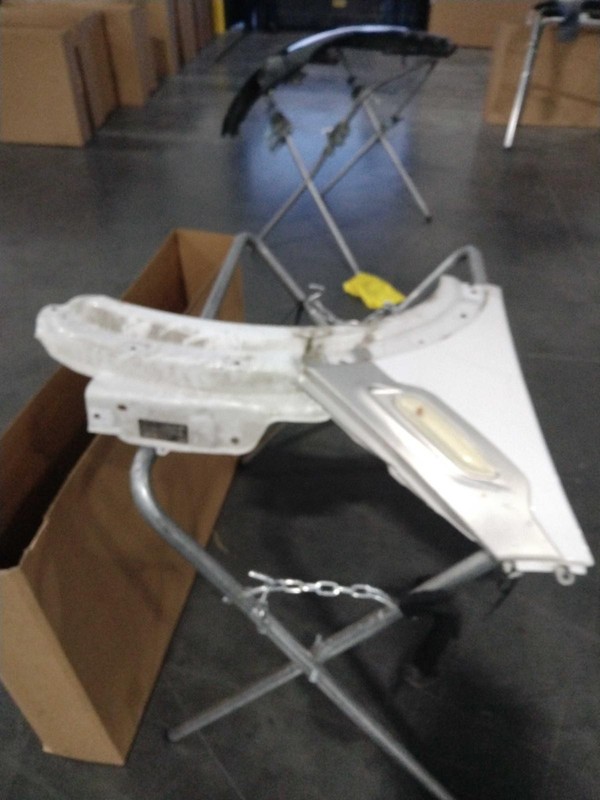 Mini Countryman 2016 Right Fender WHITE 28283 7658