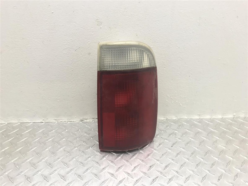 1995-2005 JIMMY S15 BLAZER S10 DRIVER LEFT TAIL LAMP REAR BRAKE OEM 166-02559L