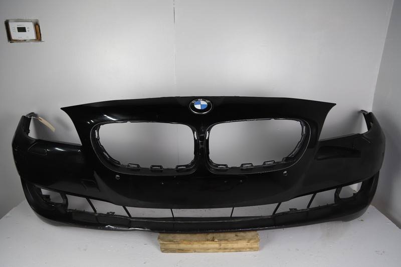 2011 - 2013 BMW F10 5 SERIES FRONT BUMPER COVER W/ PDC JET BLACK 668 OEM