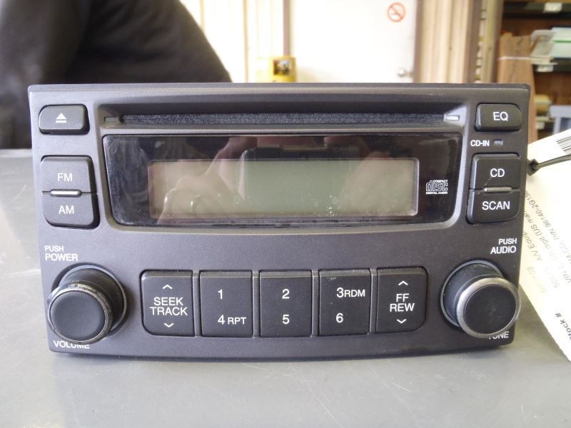 Radio Receiver AM-FM-CD 96140-2G150 Fits 2006-2007 Kia Optima 14578